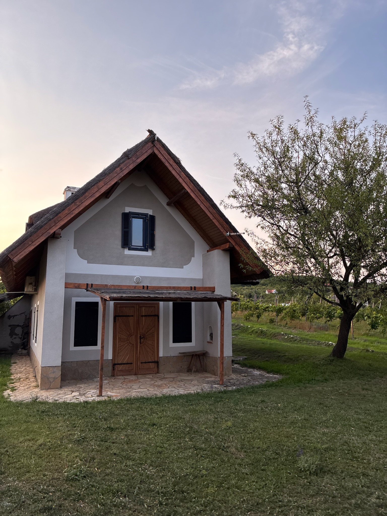 Turning a Balaton Hilltop Cottage into a Year-Round Retreat