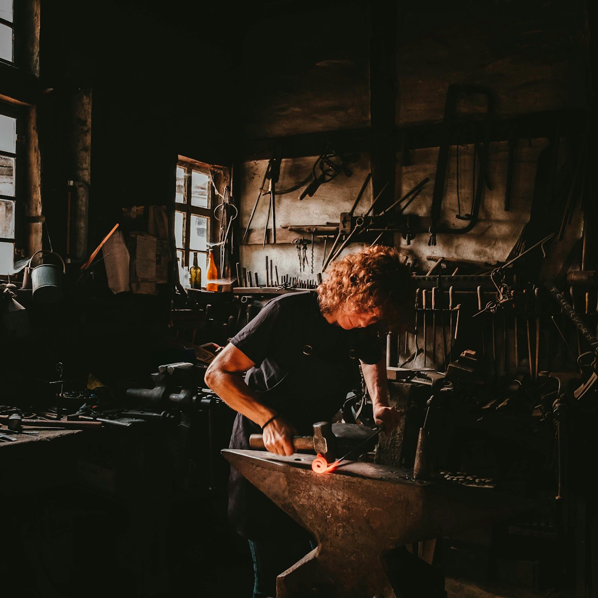 One person, accountable for the thing they make, able to explain every part of it.